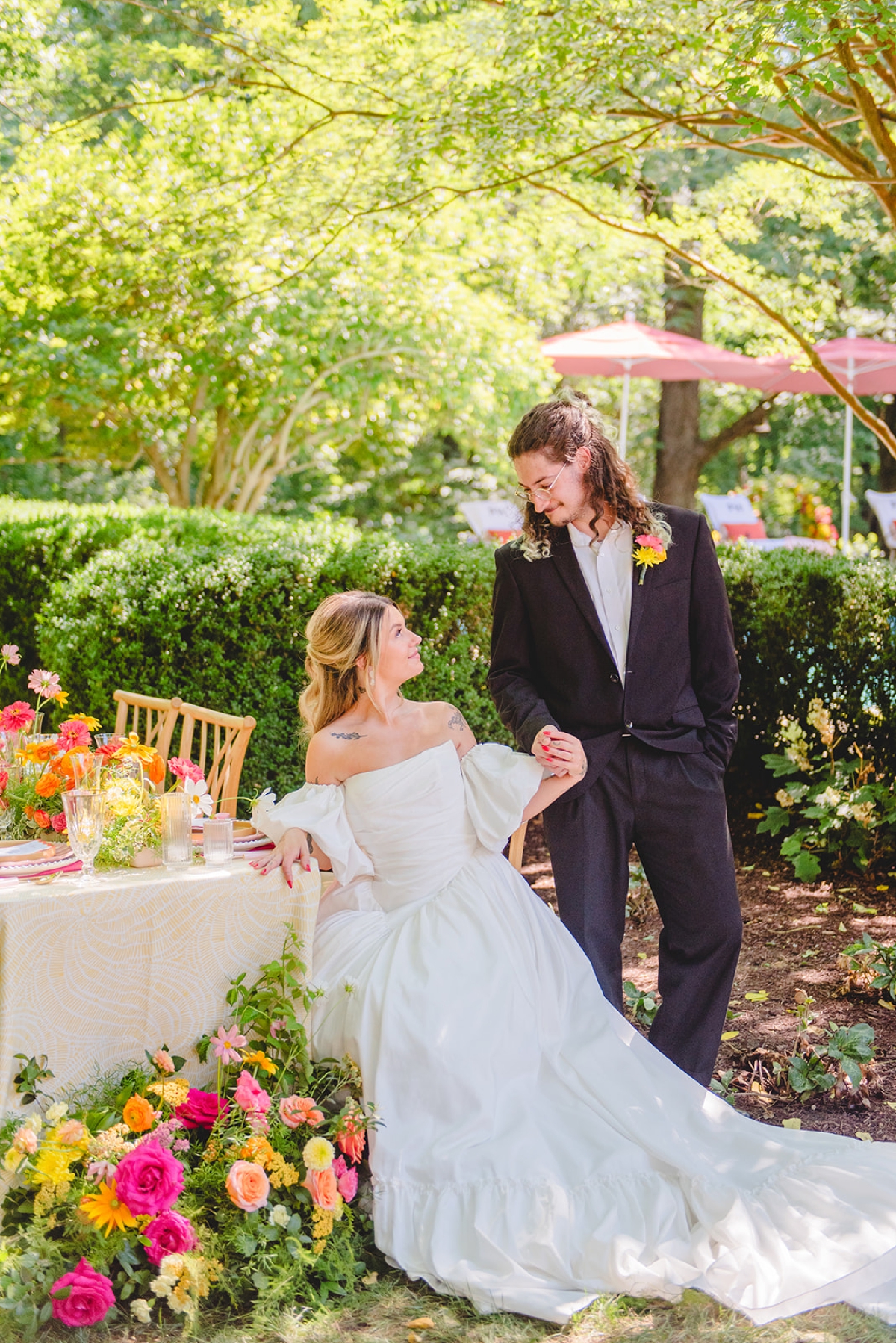 Citrus soiree wedding inspiration at Pleasant Hill House in Pomfret, MD